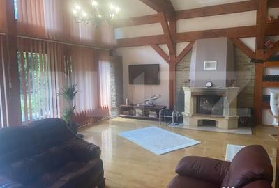 Casă cu 3 camere cu Teren 1125 Mp în Central - 2