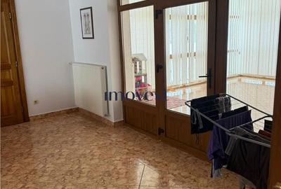 Casă cu 6 camere cu Teren 52000 Mp în Supur - 4