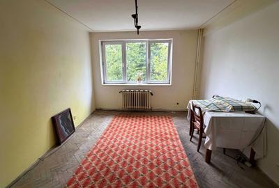 Apartament cu 2 camere decomandat în Independenței - 2