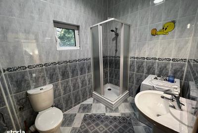 Casă cu 7 camere cu Teren 600 Mp în Central - 6