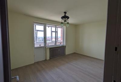 Particular vand apartament cu 3 camere ultracentral (km 0) - 5