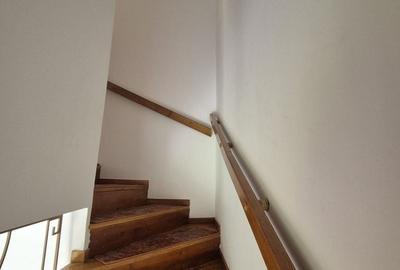 Casă cu 5 camere cu Teren 260 Mp în Bunloc - 7