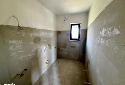 Casă cu 4 camere cu Teren 650 Mp în Bercu Roșu - 2