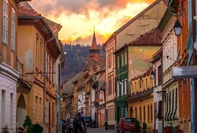 3 camere – 86 mp utili + pod mansardabil| Centru Istoric | Piața Sfatului - 2