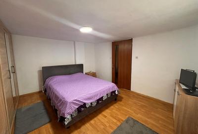 Casa cu 2 camere in curte comuna, zona Garii, 135000 Eur - 10