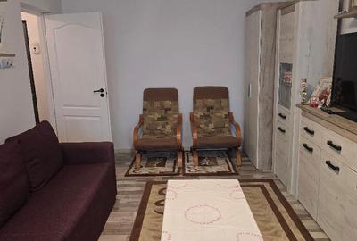 Vand apartament 3 camere decomandat Deva, I Maniu, parter, semimobilat - 4