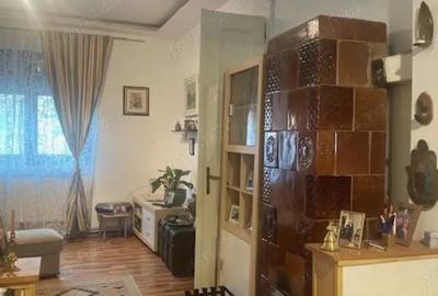 Vand casa cocheta , zona linistita , str.Xenopol - 3