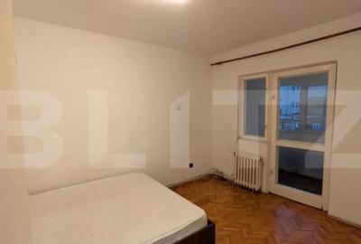 Apartament cu 3 camere decomandat în Cetate - 2