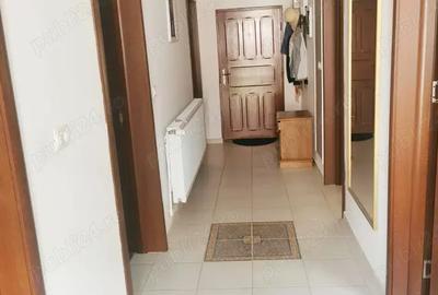 Vand casa in Targovi?te, Micro 6, 115800 Euro - 3