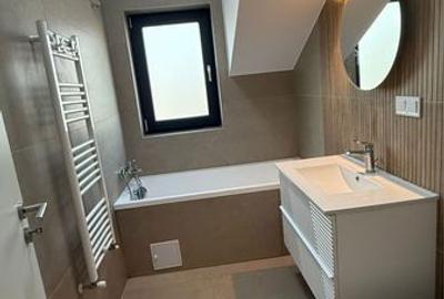 Apartament cu 3 camere decomandat în Sânpetru - 6