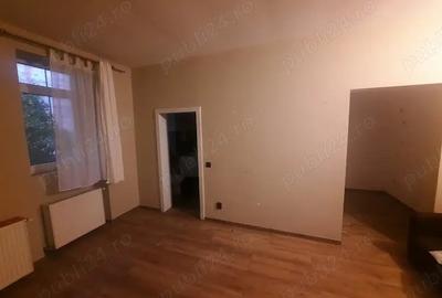 Vand casa in zona centrala Vand casa in zona centrala - 7