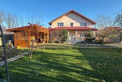 Casă de vânzare P+M, 174 mp construiți, teren 691 mp - 15