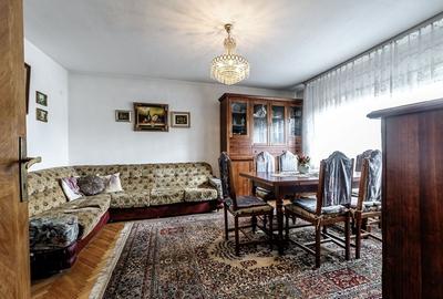 Casă din cărămidă cu 8 camere - zonă liniștită, LIPOVA - 1