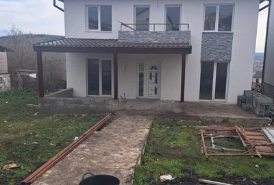 Casa moderna in sat Campenesti - 2