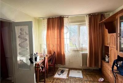 SEMICENTRAL - Dacia - 2 Camere - Etaj 1 - Geam la baie - Balcon - 1