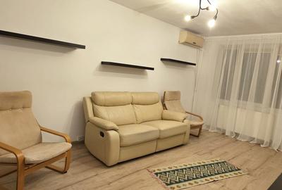 Apartament cu 3 camere decomandat, mobilat în Teiul Doamnei