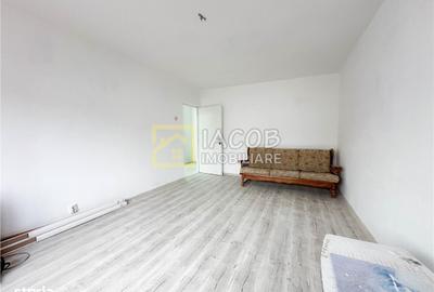 Apartament cu 2 camere decomandat în Gherăiești