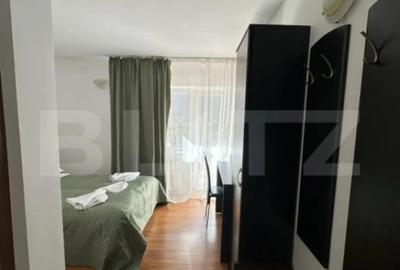 Casă cu 12 camere cu Teren 409 Mp în Central