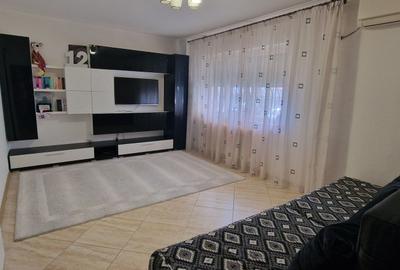 Apartament cu 2 camere decomandat, mobilat în Anda