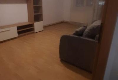 Apartament cu 4 camere decomandat în Petru Rareș - 1
