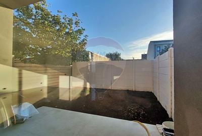 Casă cu 4 camere cu Canalizare în Apărătorii Patriei - 5