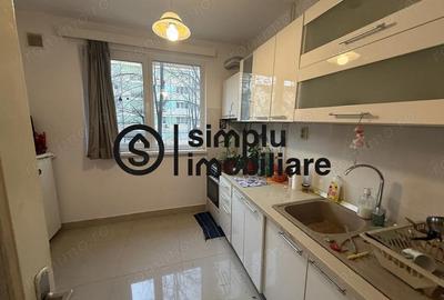 Apartament cu 3 camere semidecomandat în Rovine - 4