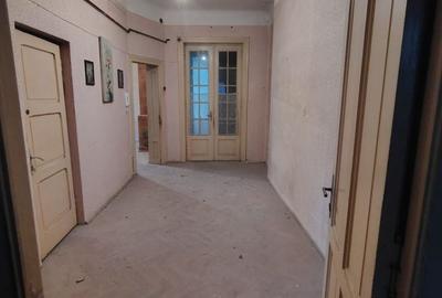 Casă individuală cu 12 camere cu Teren 160 Mp în Dorobanți - 20