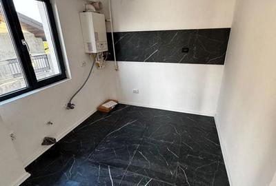 Apartament cu 2 camere decomandat în Runcu - 3