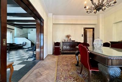 Casă individuală cu 7 camere cu Canalizare în Capitale - 5