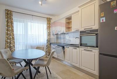 Apartament cu 3 camere decomandat, mobilat în Tractorul - 2
