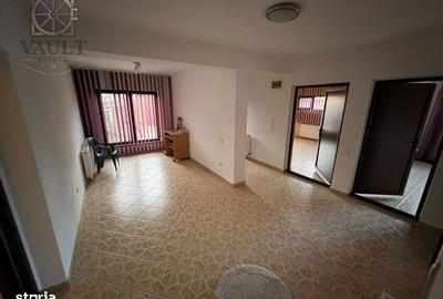 Casă cu 7 camere cu Teren 300 Mp în Găneasa - 3