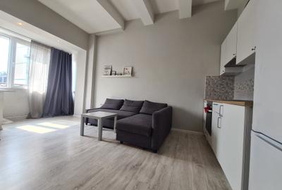 Garsonieră semidecomandată, mobilată în P-ța Universității - 10