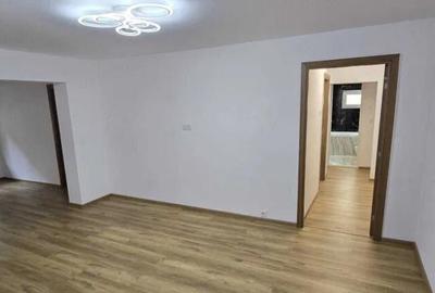 Apartament cu 4 Camere Semidecomandate - Parter Zona George Enescu - 4