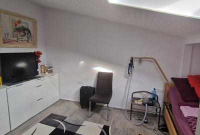 Casă / Vilă cu 5 camere de vânzare în zona Central - 7