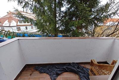 Apartament cu 3 camere decomandat în Valea Aurie - 4