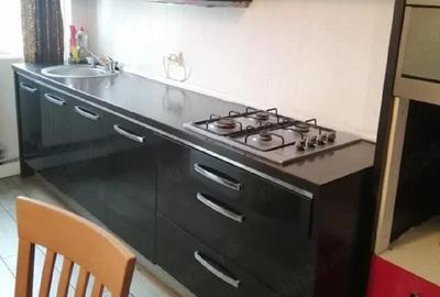 Apartament cu 3 camere decomandat în Central - 3