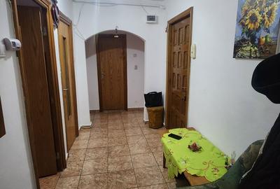 Apartament cu 3 camere decomandat în Bistrița Lac - 2
