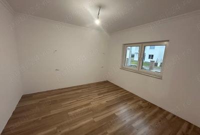 Casă cu 4 camere în Bazoș - 12
