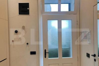 Apartament de vanzare, cu o camera, 55 mp, zona Centrul Ist - 1