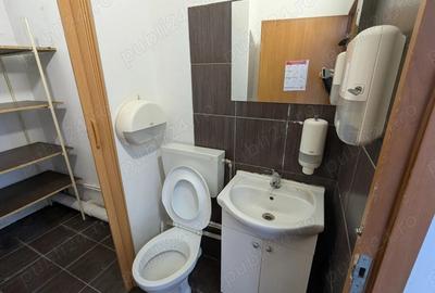 Spațiu comercial, de 27 mp, în Eroii Revoluției - 1