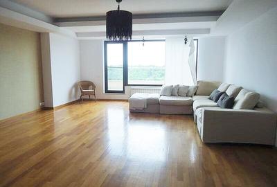 Apartament cu 3 camere, mobilat în Herăstrău