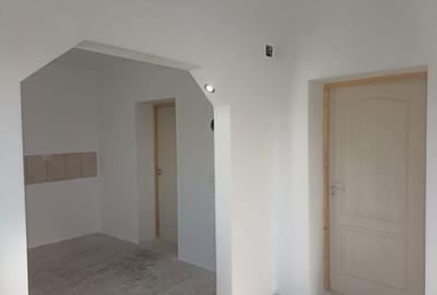 Casă cu 3 camere cu Teren 1677 Mp în Sântimreu - 1