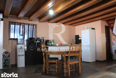 Casă cu 5 camere cu Teren 4458 Mp în Bratca - 7