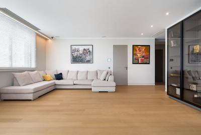 F ZEEN - 4 CAMERE// 2 GARAJE // TERASA CU VEDERE LIBERA CATRE LACUL FLOREASCA - 8