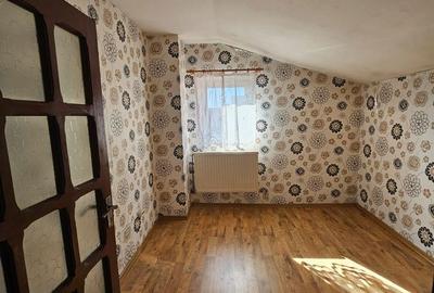 Casă cu 6 camere cu Teren 450 Mp în Calea București - 13
