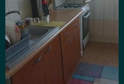 Inchiriez apartament cu 3 camere - 7