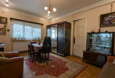 Casă cu 11 camere cu Teren 330 Mp în Iancului - 2