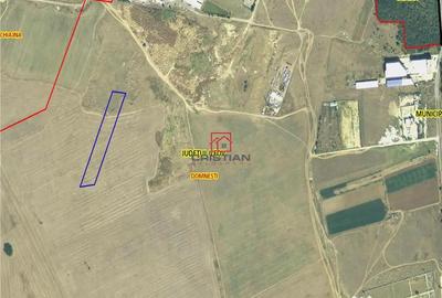 Teren de 12600 mp, în Domnești