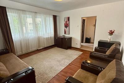 Apartament cu 3 camere semidecomandat în Pajura - 2