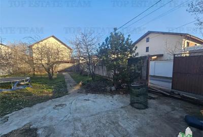 Teren de 320 mp, în Roșu - 1